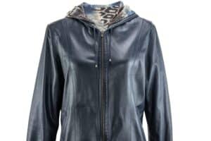 Wachsjacke Damen Blau (depositphotos.com)